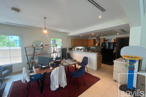 Вилла с 2 спальнями в Jumeirah Village Triangle, ОАЭ №220427 4