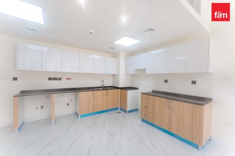 3 bedrooms Townhouse in Dubai, UAE No. 216106 8