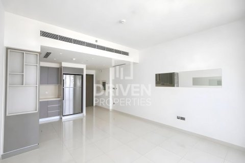 2 غرف نوم شقة في EMAAR Beachfront, الإمارات العربية المتحدة رقم 215072 4