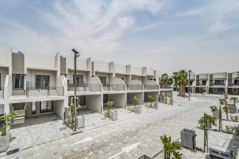 Townhouse de 2 dormitorios en Mohammed Bin Rashid City, UAE No. 197351