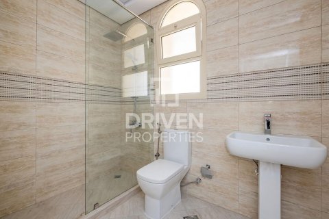 Villa de 5 dormitorios en Al Khawaneej, UAE No. 221480 21