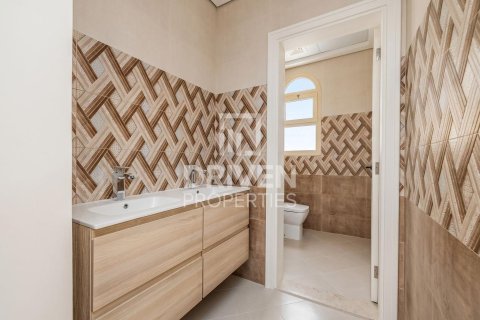 Villa de 5 dormitorios en Al Khawaneej, UAE No. 221480 19