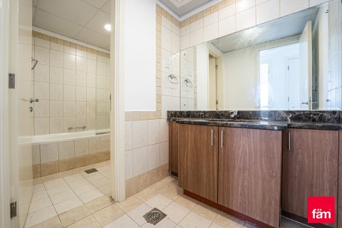 Вилла с 3 спальнями в Дубай, ОАЭ №144421 8