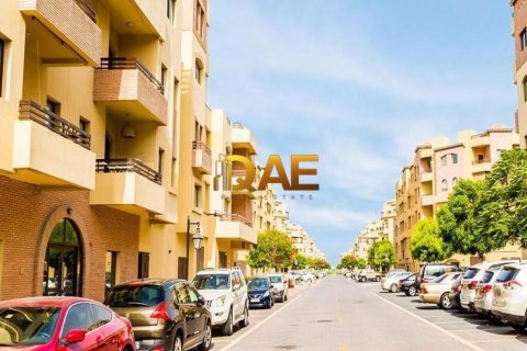 4 bedrooms Villa in Mirdif, UAE No. 33087 3