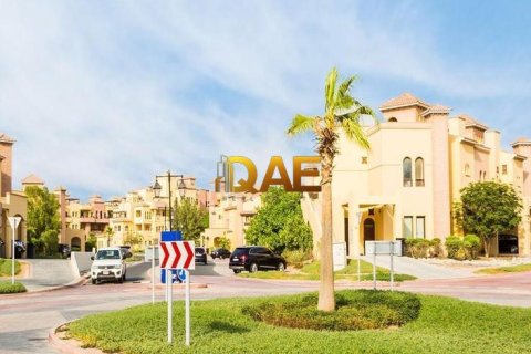 4 bedrooms Villa in Mirdif, UAE No. 33087 5
