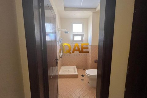4 bedrooms Villa in Mirdif, UAE No. 33087 14