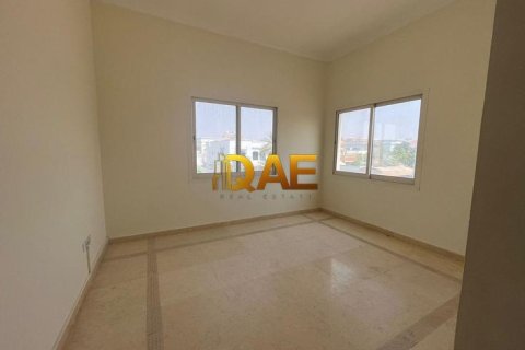 4 bedrooms Villa in Mirdif, UAE No. 33087 19