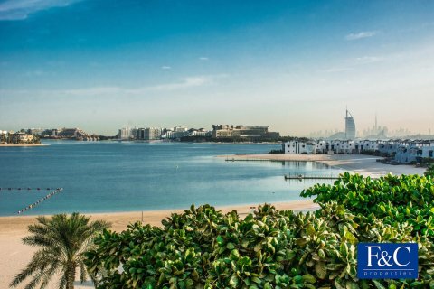 Apartment de 3 dormitorios en Shoreline Apartments, UAE No. 153349