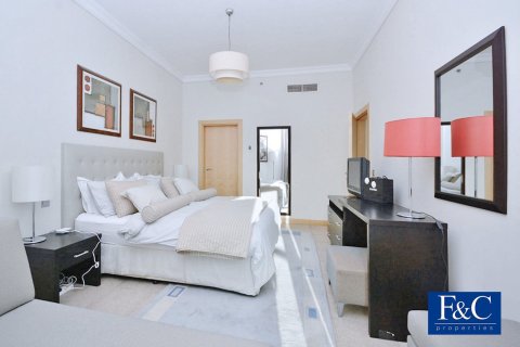 3 bedrooms Apartment in Shoreline Apartments, UAE No. 153349 12