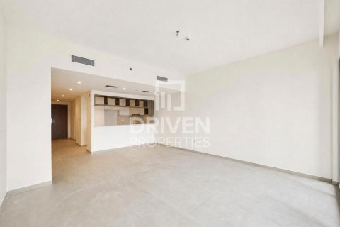 Квартира с 3 спальнями в Zabeel, ОАЭ №218681 4