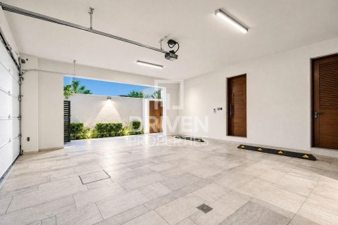 Villa de 4 dormitorios en District One, UAE No. 221444 27