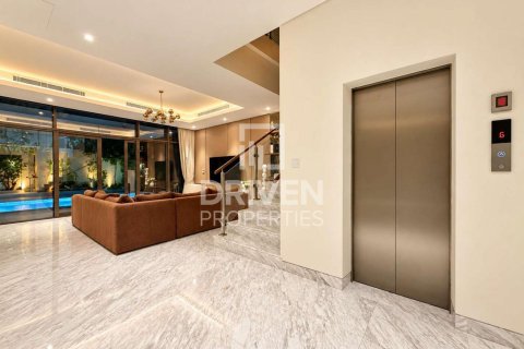 Villa de 4 dormitorios en District One, UAE No. 221444 5