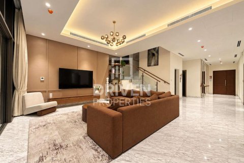 Villa de 4 dormitorios en District One, UAE No. 221444 6