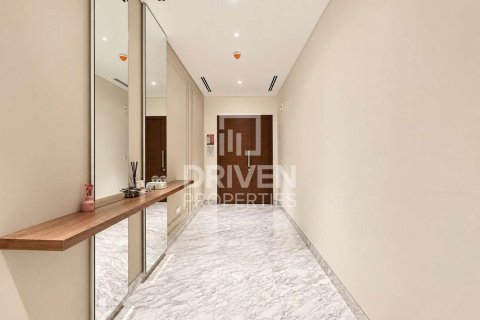 Villa de 4 dormitorios en District One, UAE No. 221444 4