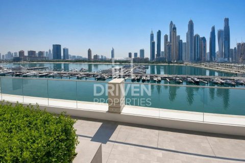 2 bedrooms Apartment in EMAAR Beachfront, UAE No. 212291 25