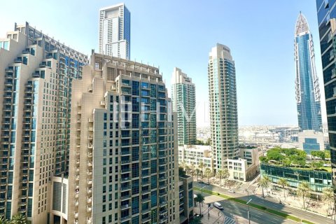 Квартира с 2 спальнями в The Address Residences Dubai Opera, ОАЭ №47362 18