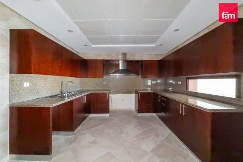 Apartment de 2 dormitorios en Dubai, UAE No. 224532 31