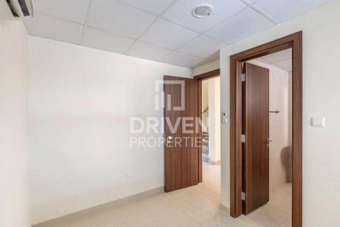Villa de 4 dormitorios en District 11, UAE No. 218490 7
