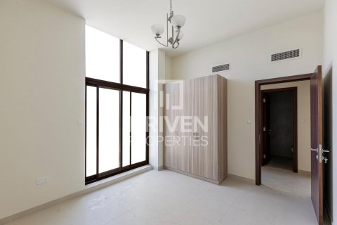 Villa de 4 dormitorios en District 11, UAE No. 218490 6
