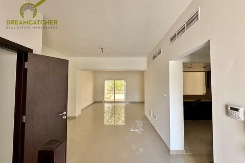 Таунхаус с 3 спальнями в Mina Al Arab, ОАЭ №75409 3