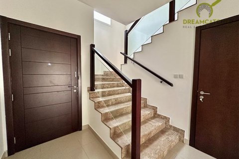Таунхаус с 3 спальнями в Mina Al Arab, ОАЭ №75409 9