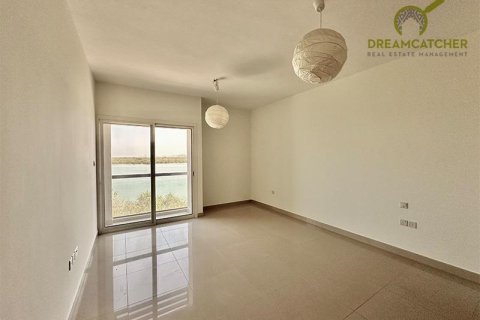 Таунхаус с 3 спальнями в Mina Al Arab, ОАЭ №75409 11