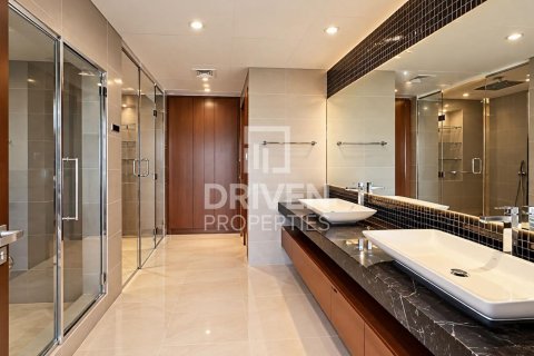 Villa de 5 dormitorios en Al Barsha 2, UAE No. 223296 22