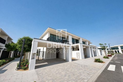 Townhouse de 4 chambres à The Valley, UAE No. 221398