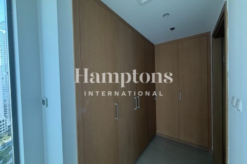 Appartement de 2 chambres à Harbour Views 2, UAE No. 203347 11