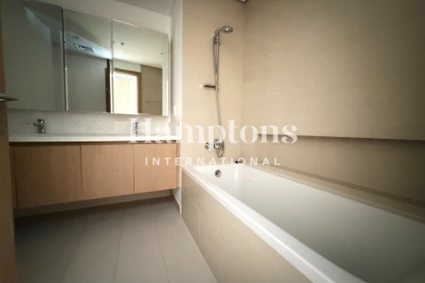 Appartement de 2 chambres à Harbour Views 2, UAE No. 203347
