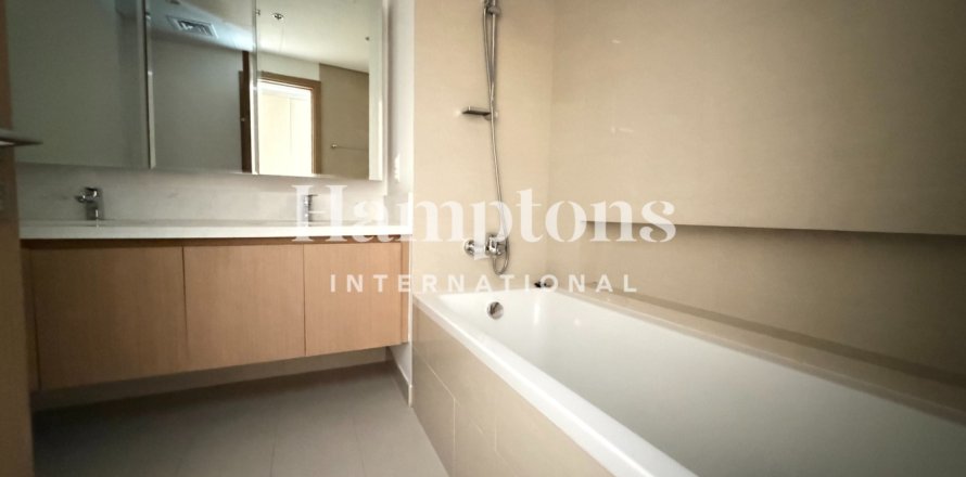 Appartement de 2 chambres à Harbour Views 2, UAE No. 203347