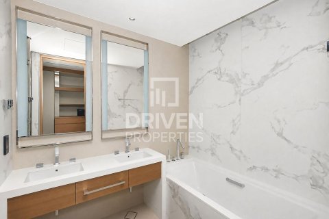 Apartment de 2 dormitorios en The Address Residences Dubai Opera, UAE No. 221431 16