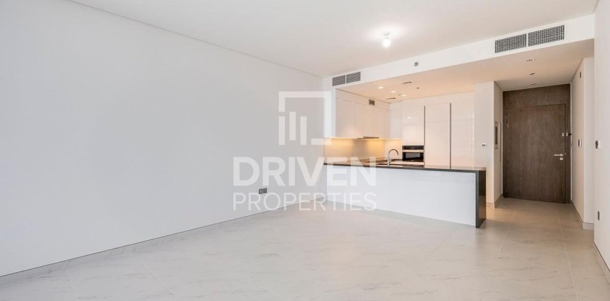 Apartment de 2 dormitorios en District One, UAE No. 201258