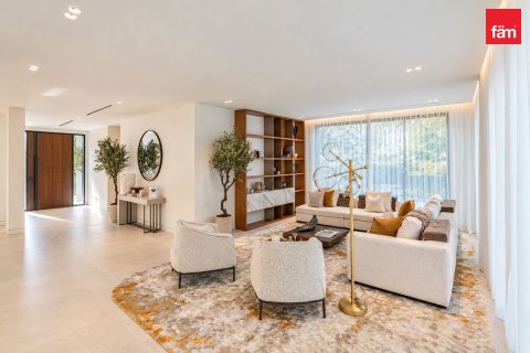Вилла с 5 спальнями в Jumeirah Islands, ОАЭ №222078 6