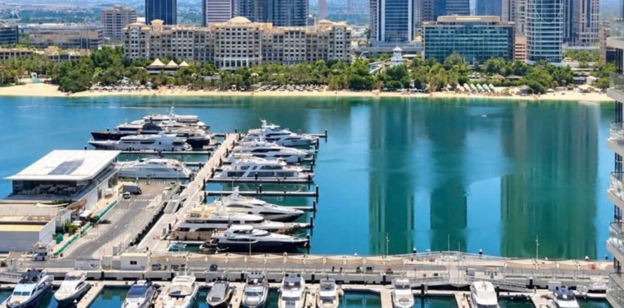 Apartment de 1 dormitorio en Dubai Harbour, UAE No. 213287