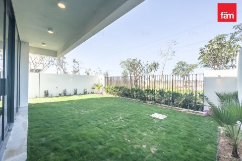 4 bedrooms Townhouse in Dubai, UAE No. 216582 3
