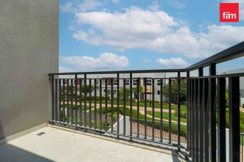 3 bedrooms Townhouse in Dubai, UAE No. 213457 8