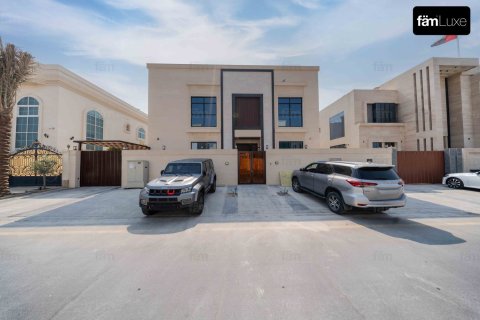 Villa de 6 chambres à Dubai, UAE No. 226846 2