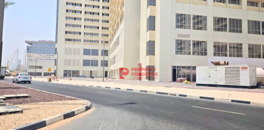 Shop de 82m² en Maritime City, UAE No. 39600