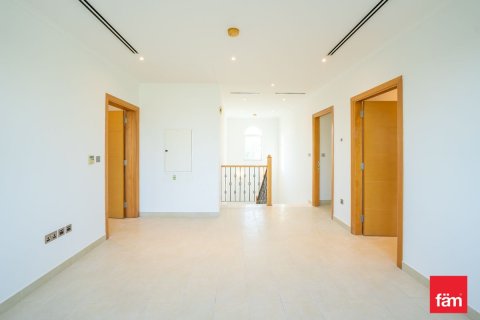 4 bedrooms Villa in Dubai, UAE No. 226960 9