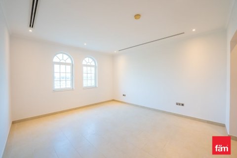 4 bedrooms Villa in Dubai, UAE No. 226960 15