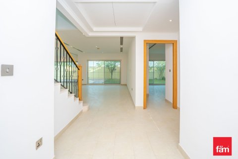 4 bedrooms Villa in Dubai, UAE No. 226960 17