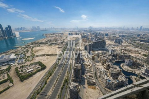 Appartement de 3 chambres à D1 Tower, UAE No. 217600 27