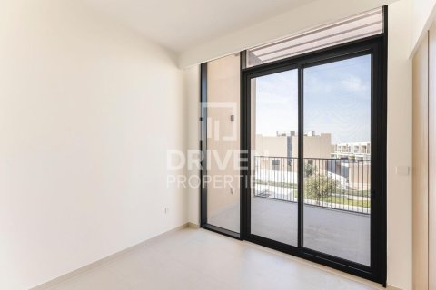 Villa de 4 dormitorios en EMAAR South, UAE No. 214981 14