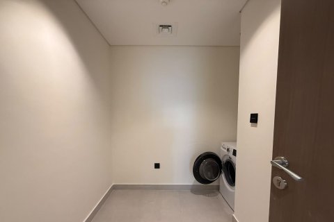 Apartment de 2 dormitorios en Arjan, UAE No. 215263 9