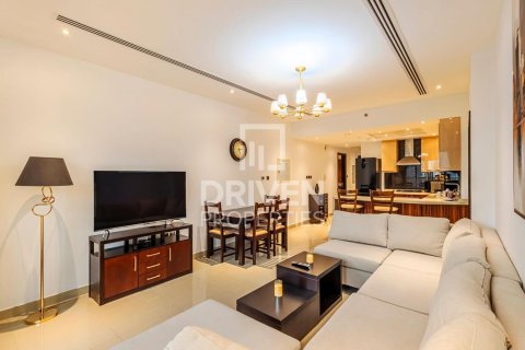 1 غرف نوم شقة في وسط مدينة دبي, الإمارات العربية المتحدة رقم 215048 2