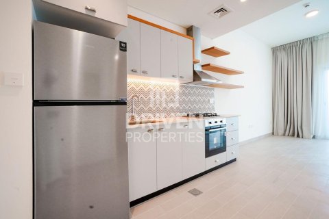 1 غرف نوم شقة في Golfville, الإمارات العربية المتحدة رقم 214181