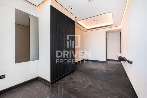 4 bedrooms Apartment in Business Bay, UAE No. 211459 8