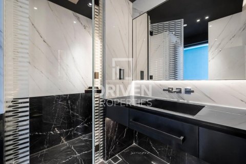 4 bedrooms Apartment in Business Bay, UAE No. 211459 17