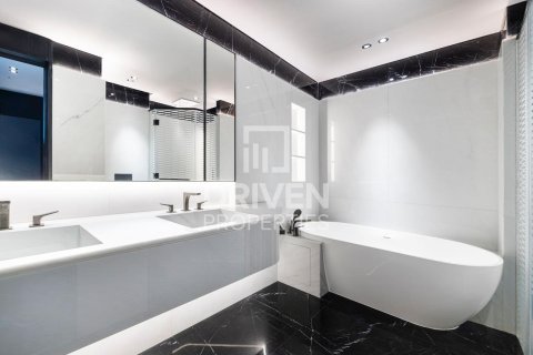 4 bedrooms Apartment in Business Bay, UAE No. 211459 18